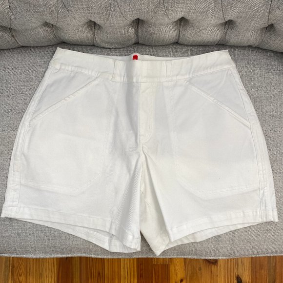 NWT Spanx 6" twill short bright white tummy control slimming with pockets - Picture 1 of 4
